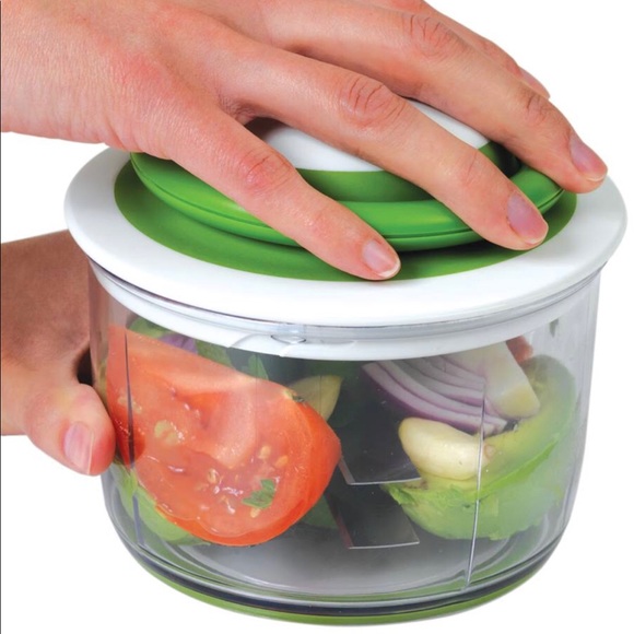 CHEF’N VEGGICHOP HAND-POWERED FOOD CHOPPER - Picture 3 of 11